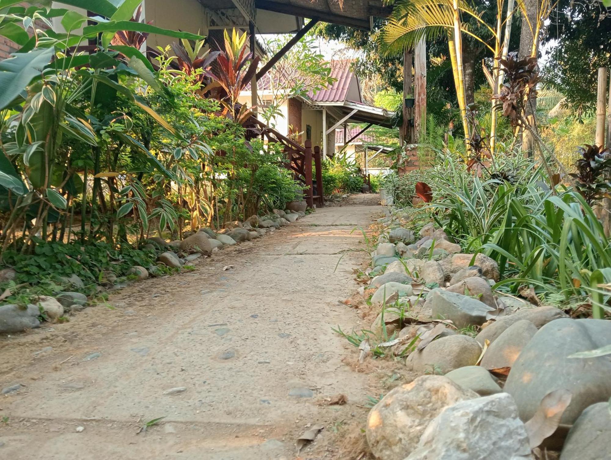 Vangvieng Ruby'Homestay 방 비엥 외부 사진